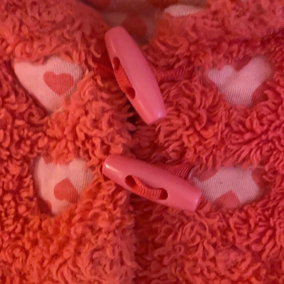 TINY LITTLE WONDERS fuzzy hooded jacket coat - Picture 3 of 7